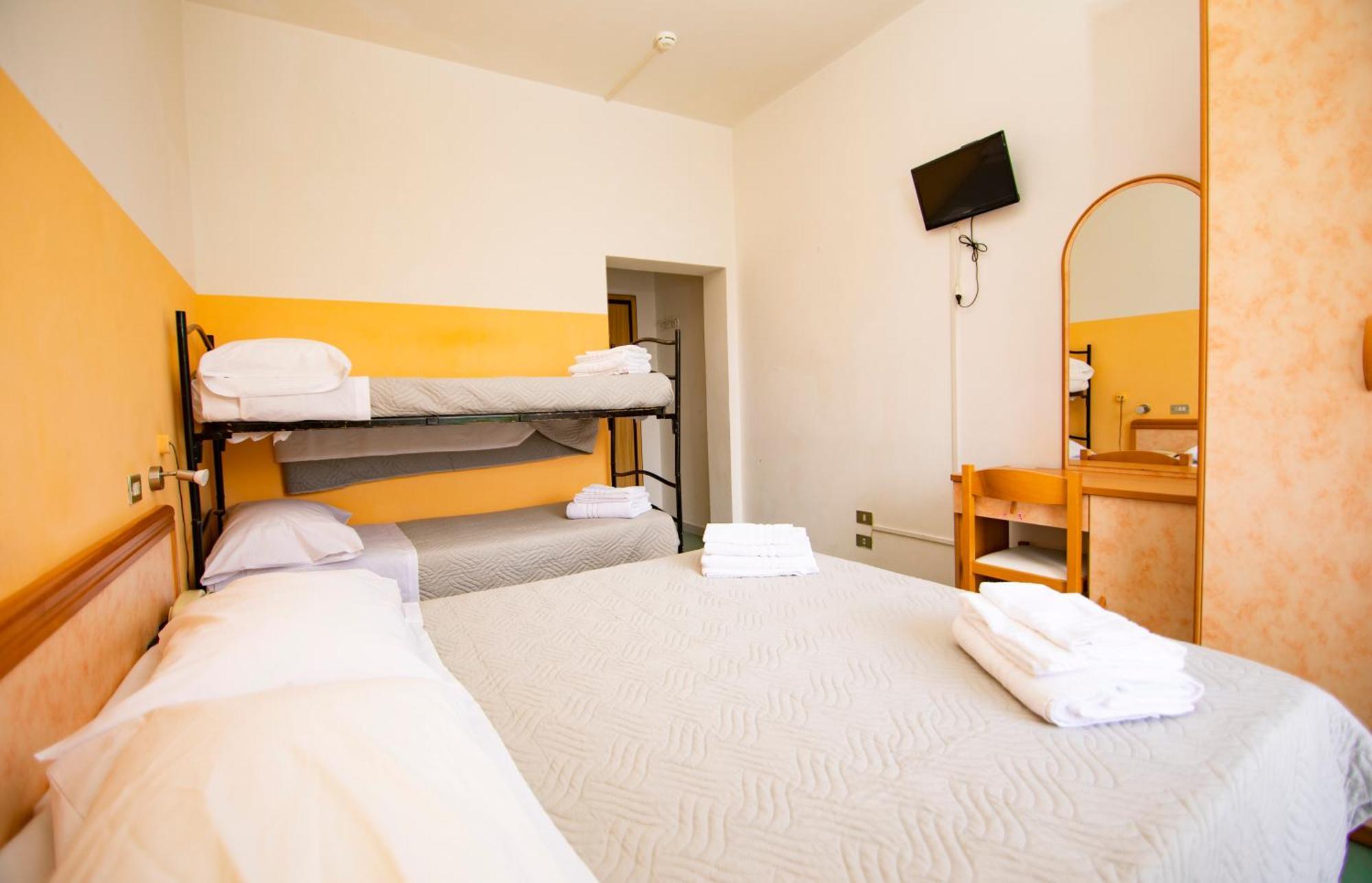 Hotel Montebello Riccione Eksteriør billede