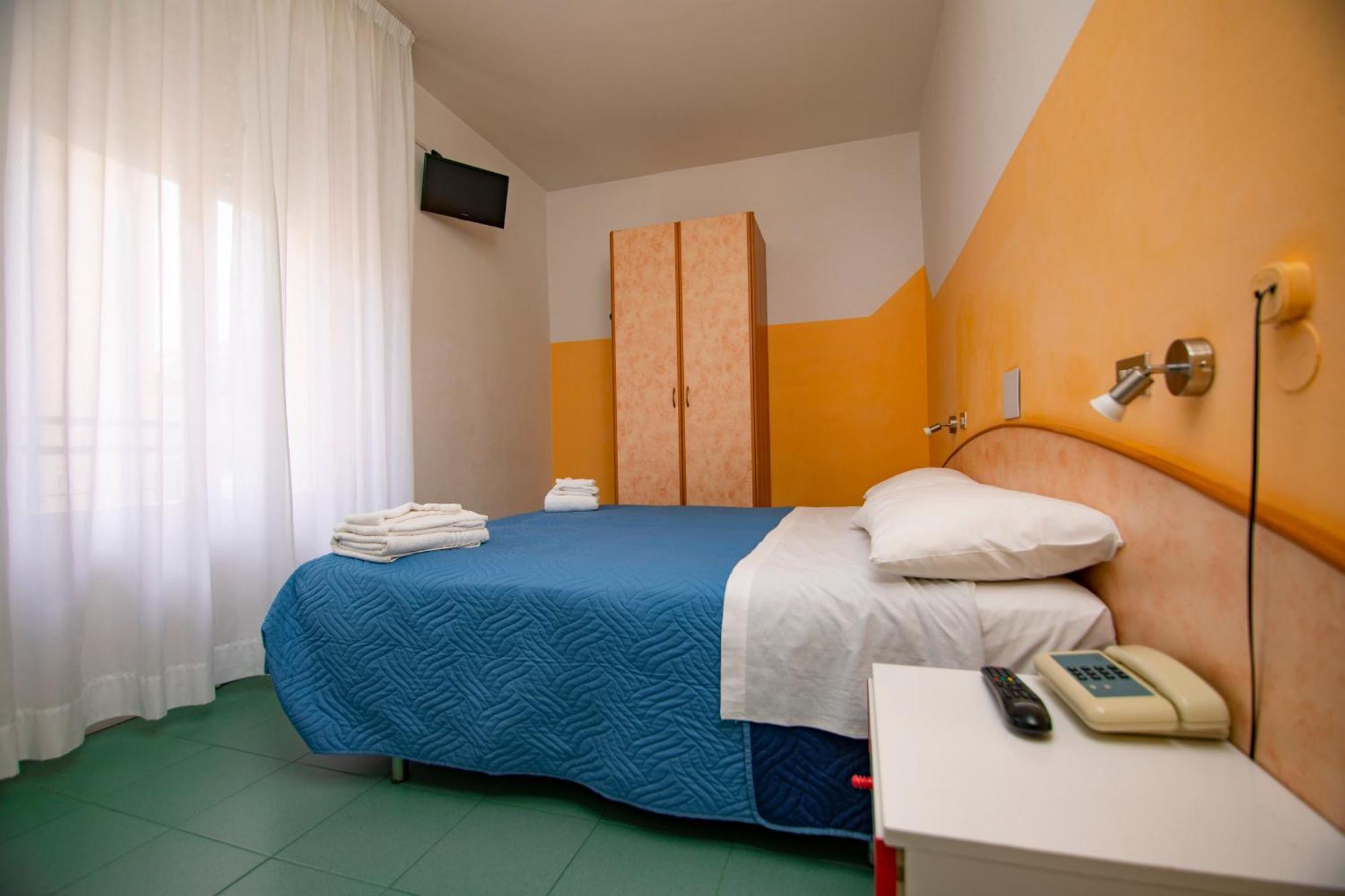 Hotel Montebello Riccione Eksteriør billede