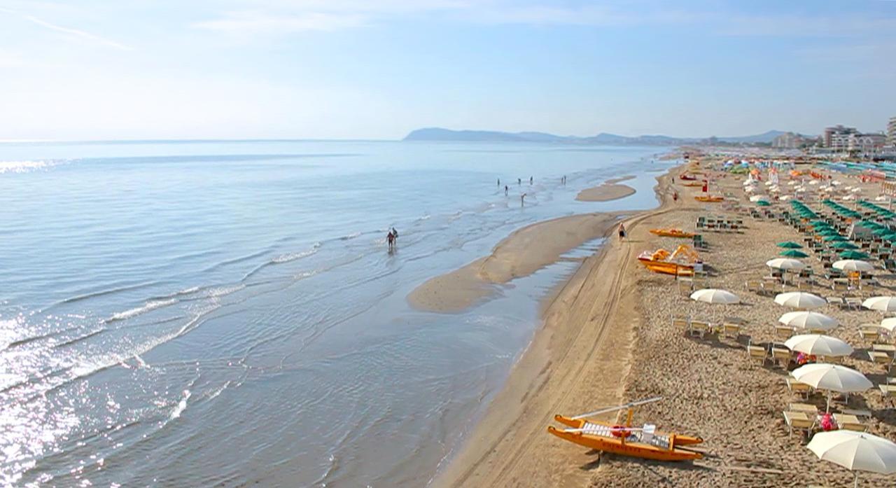 Hotel Montebello Riccione Eksteriør billede