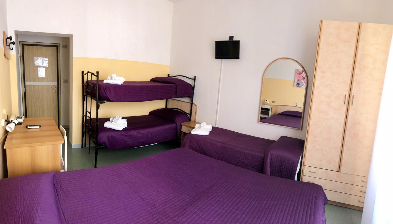 Hotel Montebello Riccione Eksteriør billede