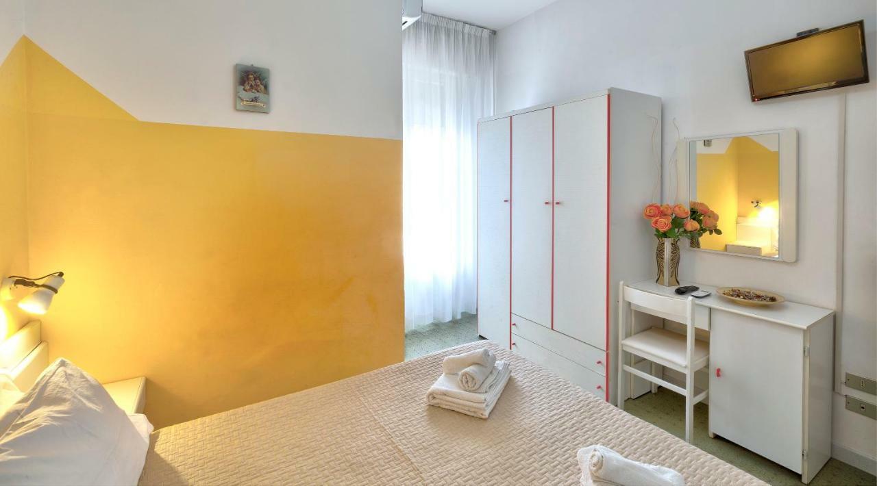 Hotel Montebello Riccione Eksteriør billede